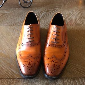 Men’s dress shoes